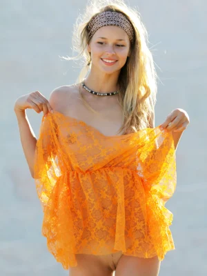 15-Arisoso_Toxic-A_by_Angela-Linin_0021